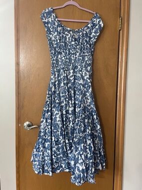 Chelsea & Theodore Blue and White Floral Maxi Dress